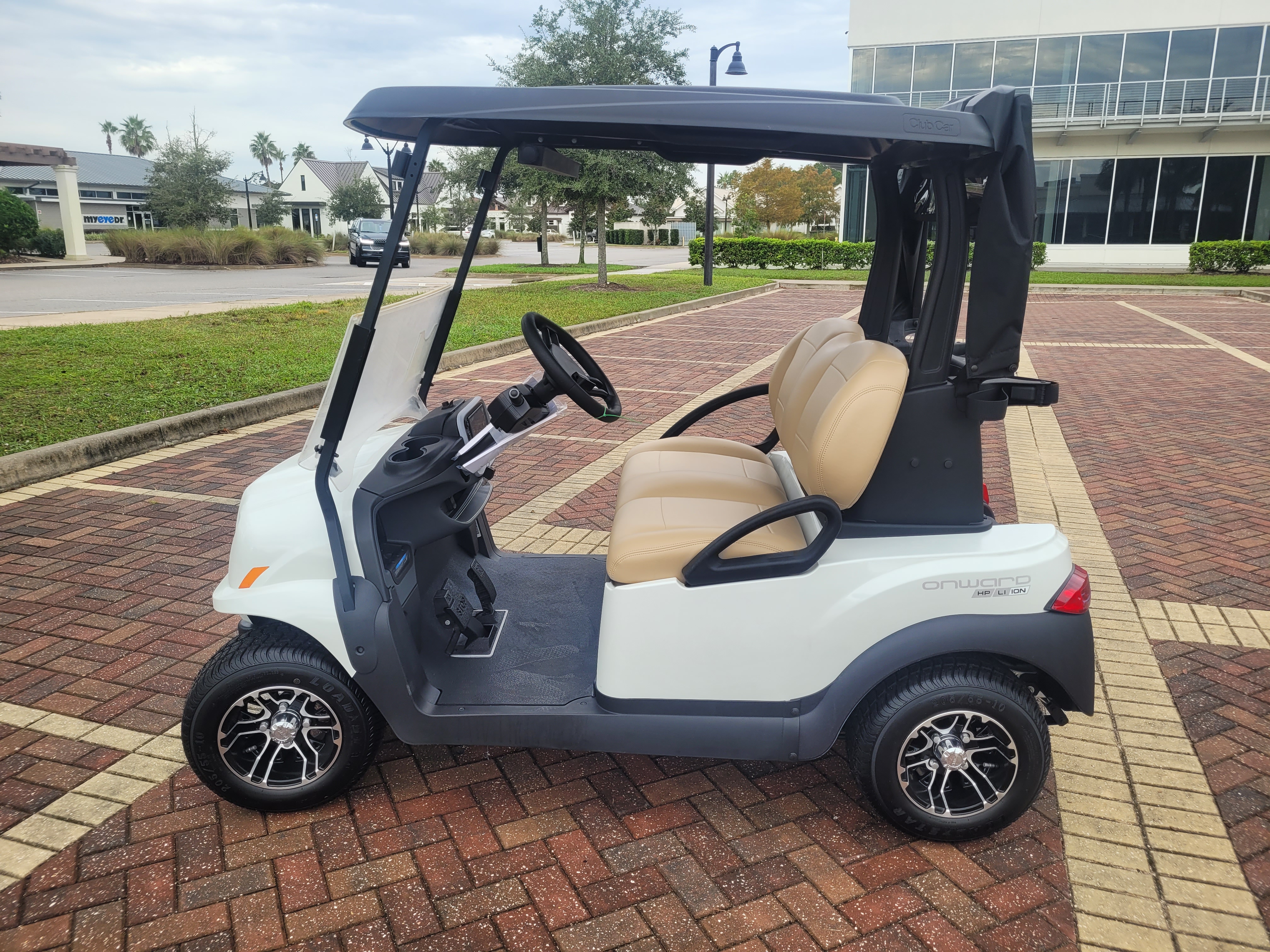 2027 Club Car Onward Lithium