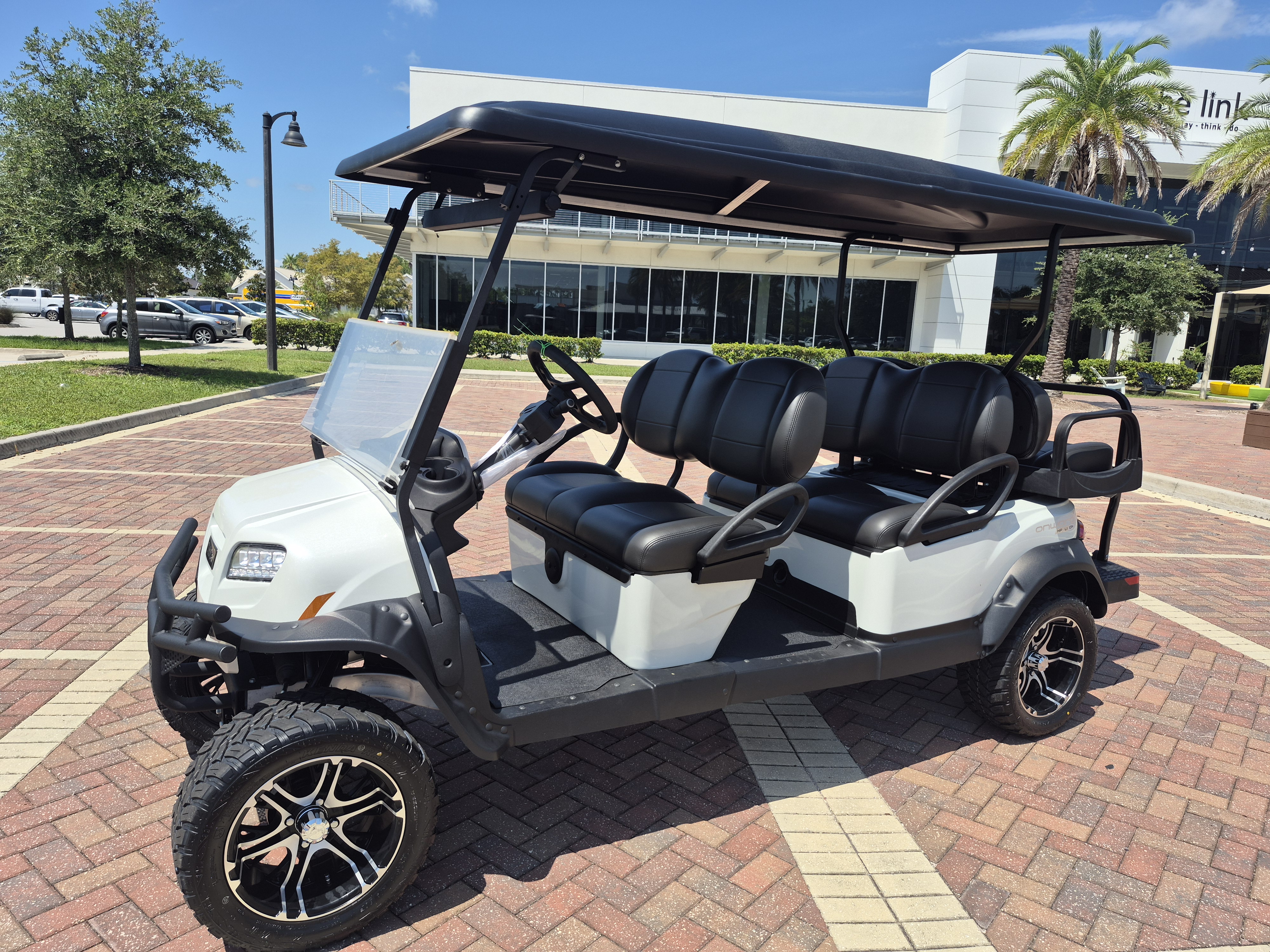 2027 Club Car Onward Lithium